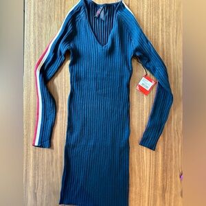 Yoki Sport girls dress navy blue with red & white stripes on sleeves size M NWT